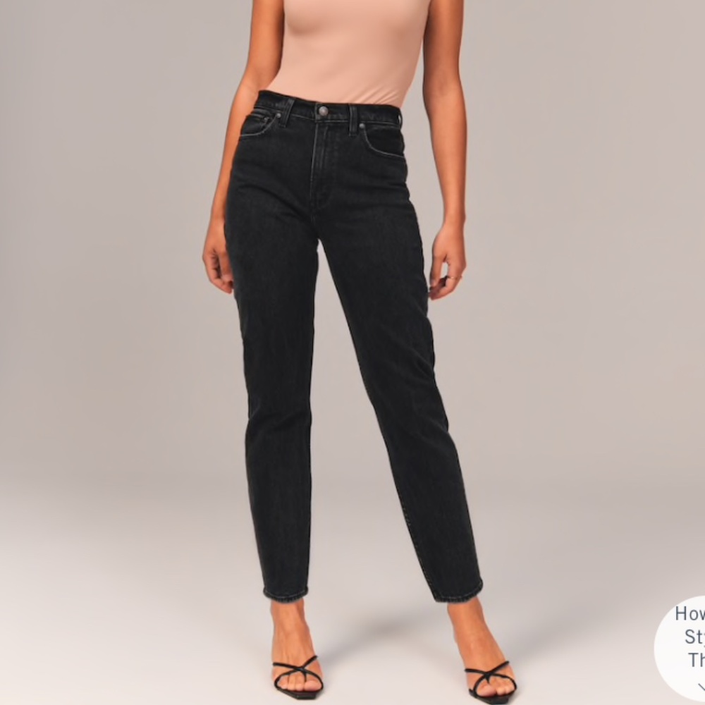 A&F High Rise 80s Mom Jeans (Curve Love, Short)